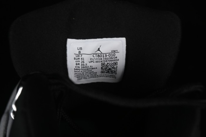 Nike Air Jordan 12 Retro Basketball Shoes in Wolf Grey - CT8013-010