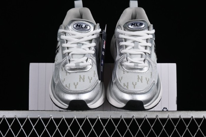 New York Yankees MLB Fast Ball Classic Monogram Retro Casual Running Shoes - 3ARNFSB4N50SIS