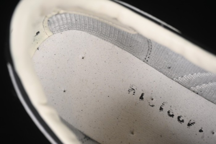 Onitsuka Tiger Ultimate 81 EX Breathable Comfort Casual Shoes - 1183B536-002