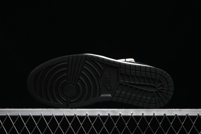 Nike Air Jordan 1 Low OG SP Travis Scott x Fragment Design Collaboration Sneakers - SJ0086-141