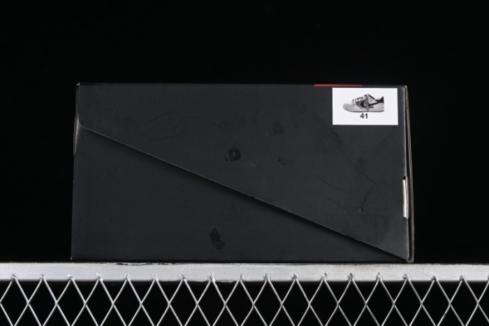 Nike Dunk Low CNY Year of the Dragon Limited Edition SB Lace-Up Casual Sneakers - DV0831-101 1