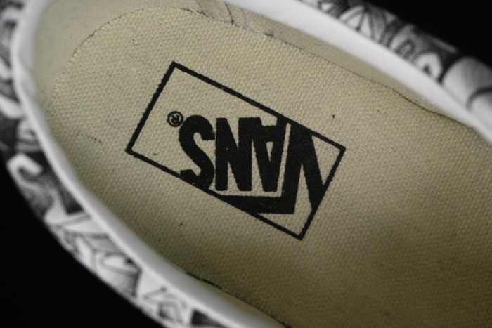 Vans Era Low-Top Casual Skate Shoes - VN000EYEBPJ 1