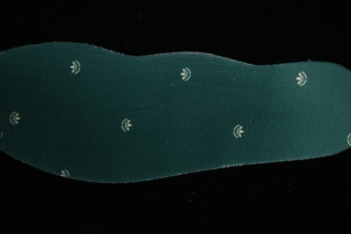 Adidas Originals Gazelle Bold ID7056 Low-Top Sneakers with Thick Sole for Casual Wear, Slip-Resistant and Durable - ID7056 1