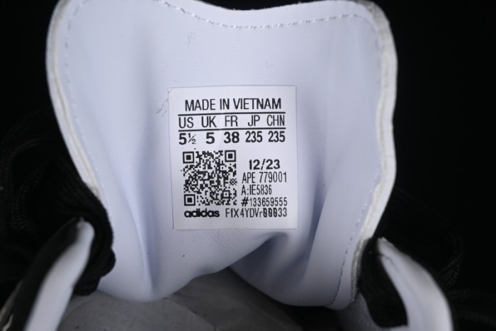 Adidas Samba OG Casual Sneakers - IE5836 1