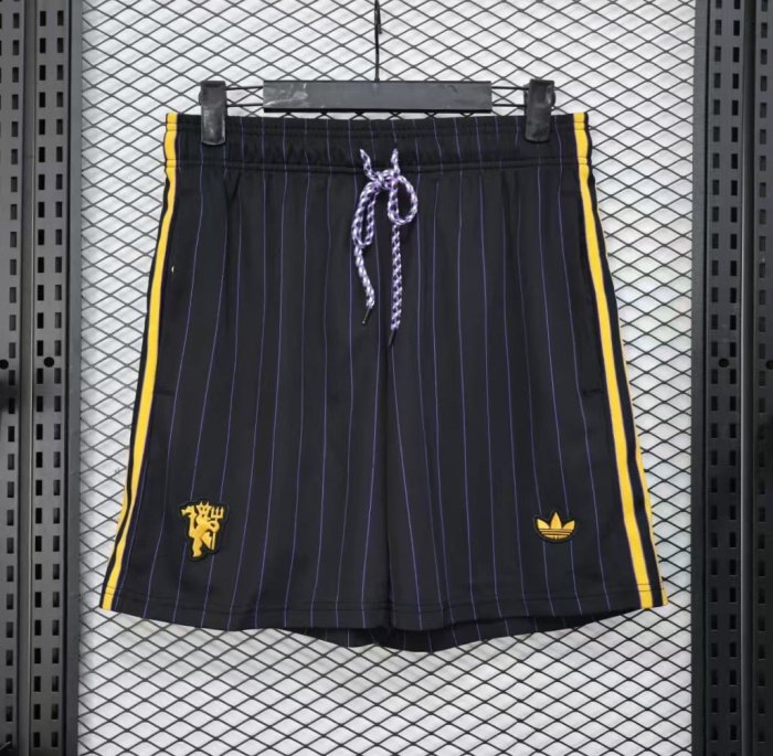 Player Version 25/26 Manchester United Black Adidas Original Shorts