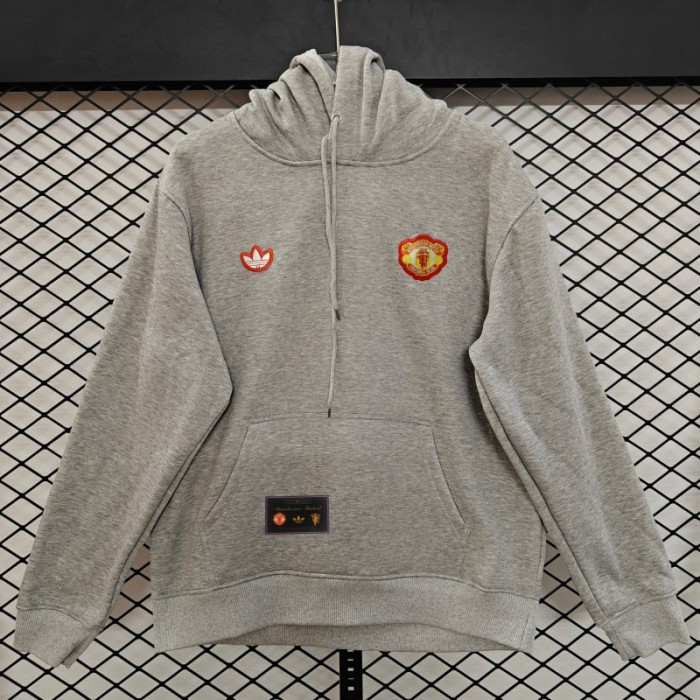 25/26 Manchester United Retro Embroidered Logo Hoodie 9 Colors