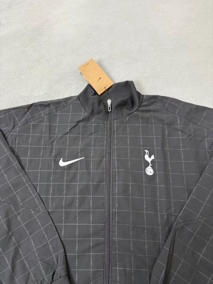 25/26 Tottenham Hotspur Black Grid Windbreaker