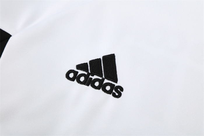 Retro 08/09 Real Madrid White Half Zipper Jacket