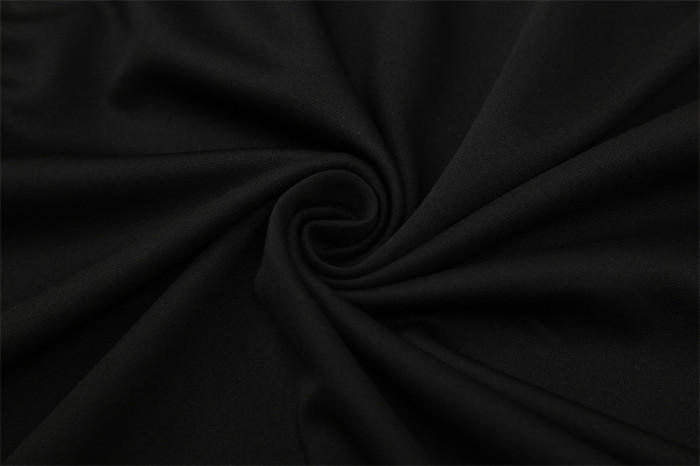 Retro 04/05 Real Madrid Black Half Zipper Jacket