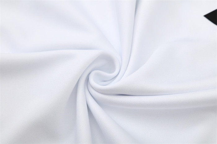 Retro 08/09 Real Madrid White Half Zipper Jacket