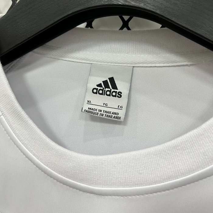 25/26 FC Bayern Munich Adidas Long Sleeve Sweatshirt - White Maroon Green Colorblock Training Top