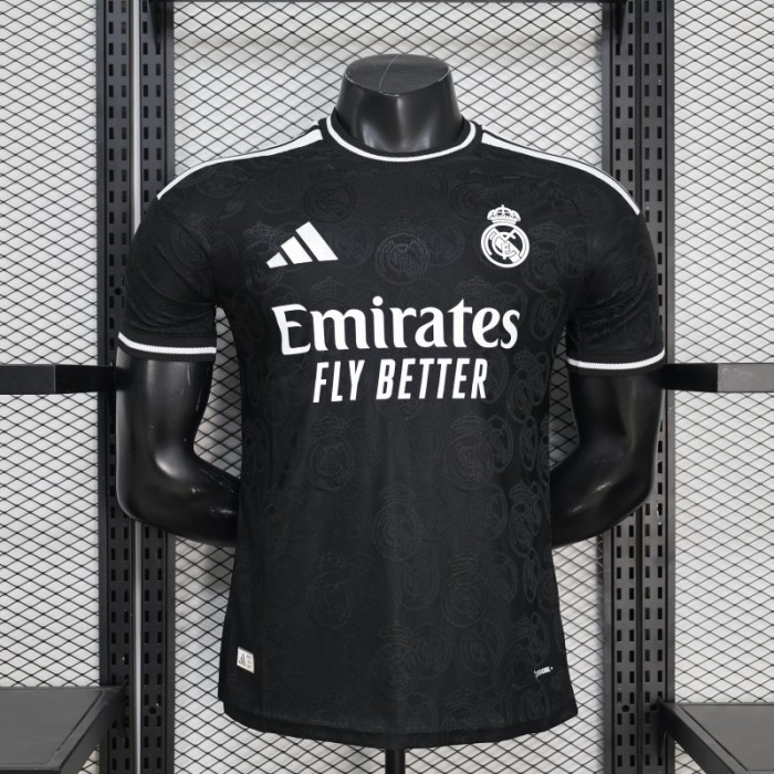 25/26 Player Version Real Madrid Black with Subtle Crest Pattern Jersey