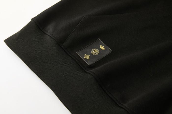 26/27 Manchester United Black Pullover Hooded Tracksuit + Long Pants