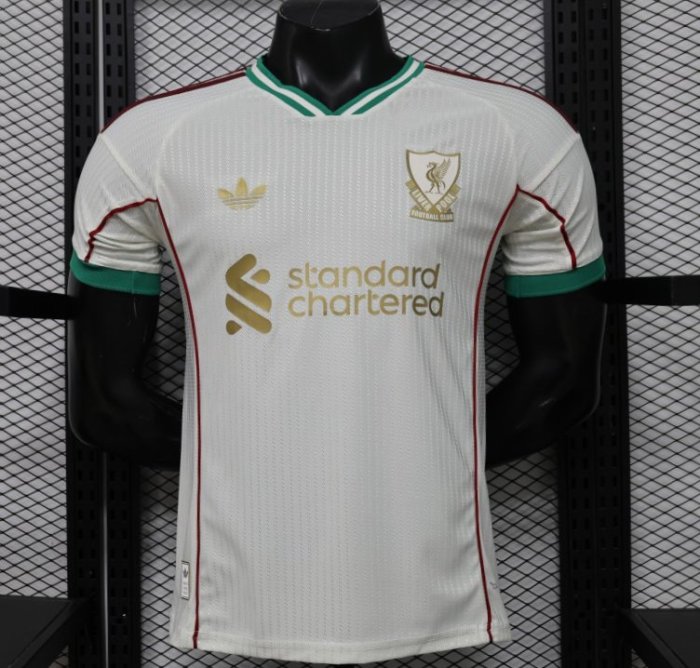 Player Version 26/27 Liverpool FC Off-White with Gold Crest  Special Edition Away Jersey