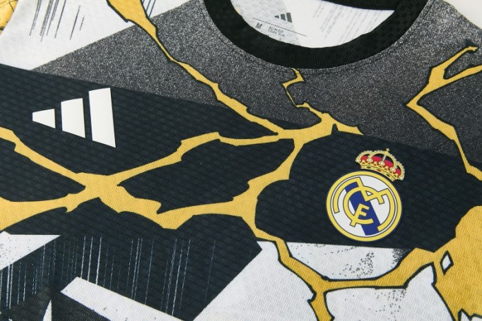 26/27  Real Madrid Black x Marvel  Short Sleeve+Soccer Shorts