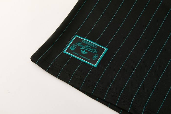 26/27  Liverpool  Black Short Sleeve+Soccer Shorts