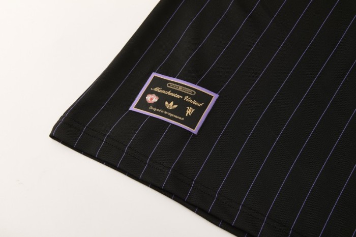 26/27  Manchester United Black Short Sleeve+Soccer Shorts