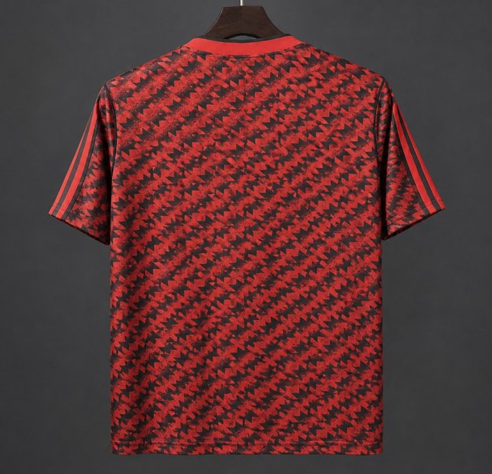 26/27 Manchester Untied 1990–92 Away Red/Black Remake Jersey