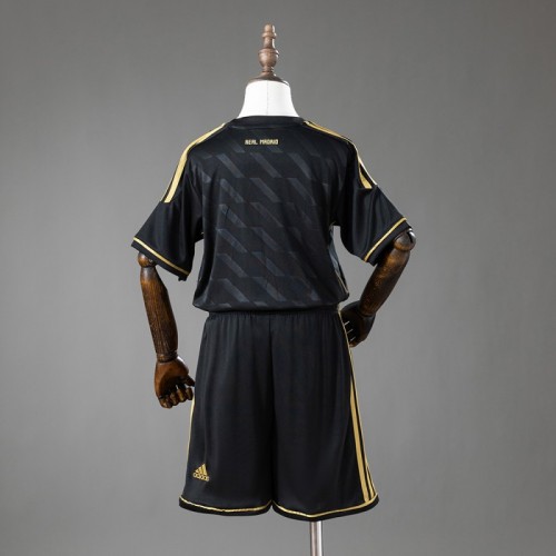 11/12 Kids Real Madrid Away Retro Kit Jersey Size 16-28