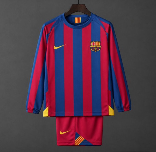 Retro 05/06 Barcelona Home League Version Long Sleeve Jersey