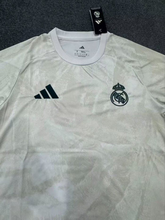 Player Version 26/27 Real Madrid Training Jersey