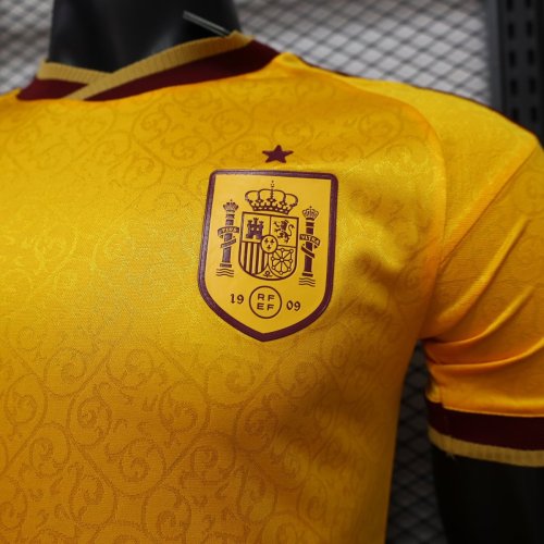 Player Version 2026 Spain Golden Special Jersey