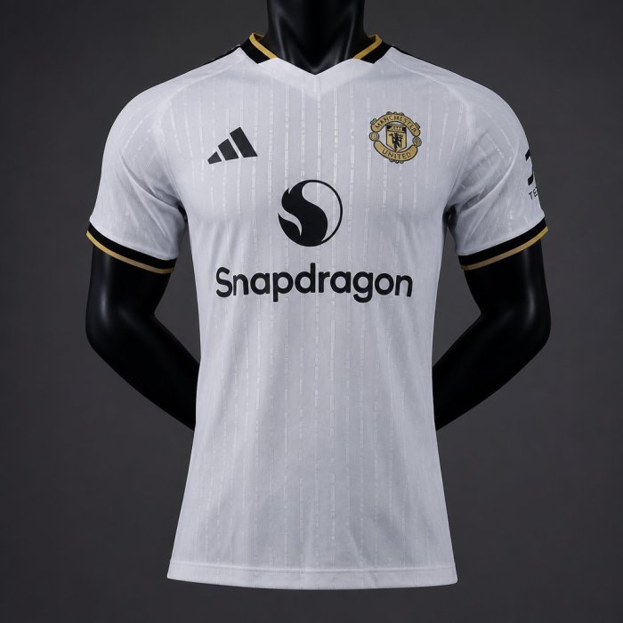 Player Version 26/27 Manchester United White with Gold Trim Away Jersey