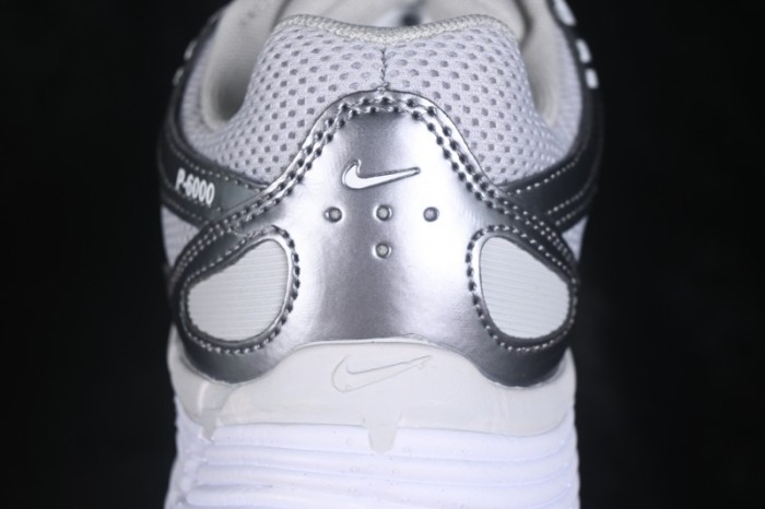 Nike P-6000 SE Retro Running Sneakers with Layered Design and Lightweight Construction - IO3496-001
