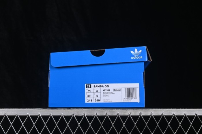 Adidas Samba OG Classic Sneakers with Retro Suede Overlays - KZ7552