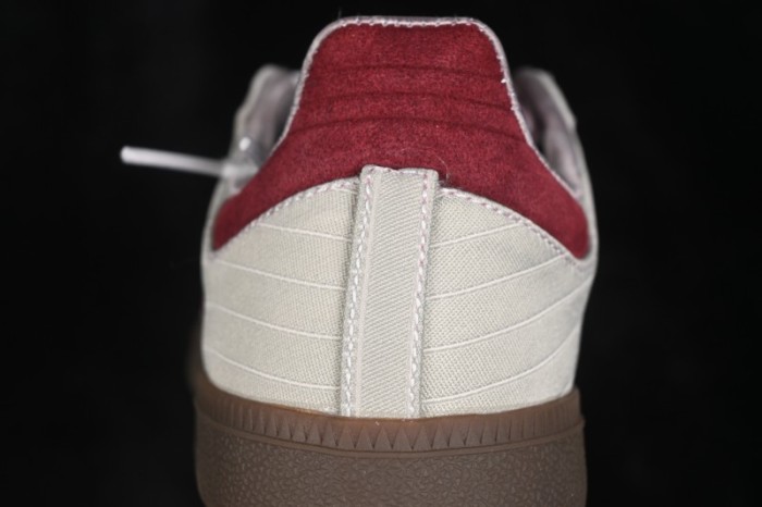Adidas Samba OG Classic Sneakers with Retro Suede Overlays - KZ7552