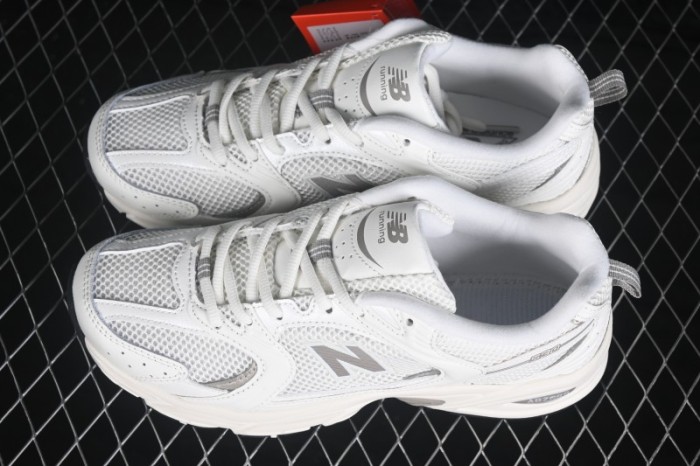 New Balance NB530 Retro Running Shoes with Cushioned Comfort - U530CSB