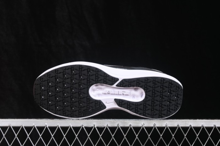 Nike Winflo 11 GTX Running Shoes with Breathable Lunar Cushioning - FQ1358-004