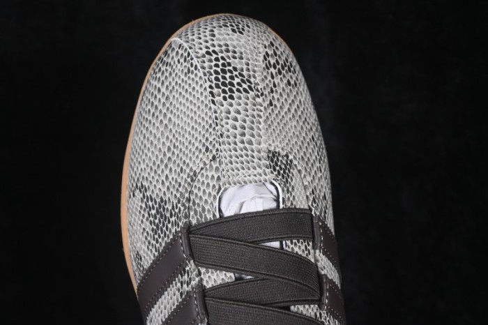 Adidas Originals x Notitle Tokyo W KI5323 Collaboration Lifestyle Low-Top Trainer Shoes - KI5323