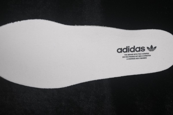 Adidas Samba OG Casual Sneakers with Retro Design - IH9055
