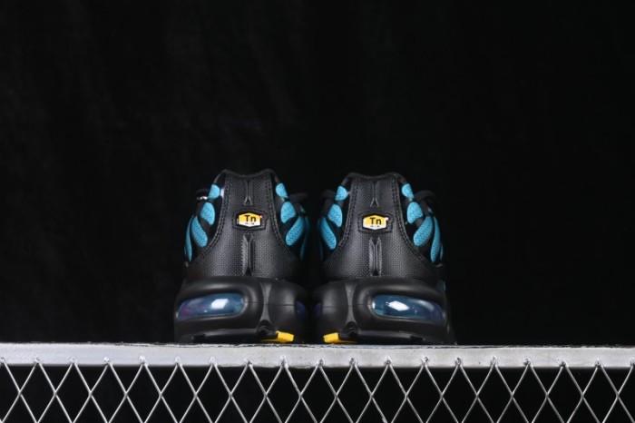 Nike Air Max Plus Retro Running Shoes with Tuned Air Cushioning - DM0032-016