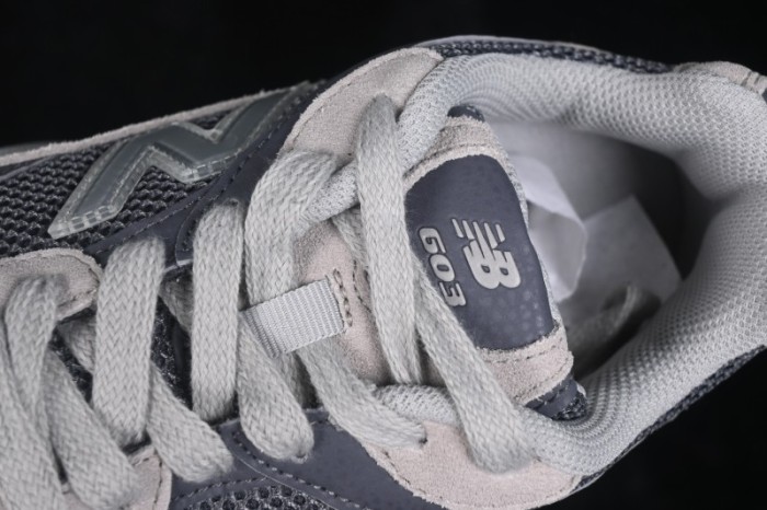 New Balance 603 Series Retro Casual Running Shoes with Breathable Mesh - M6039KF