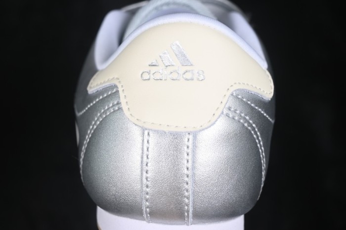 Adidas Originals Taekwondo Low-Top Training Shoes with Wraparound Fit and Non-Slip Sole - JS4023