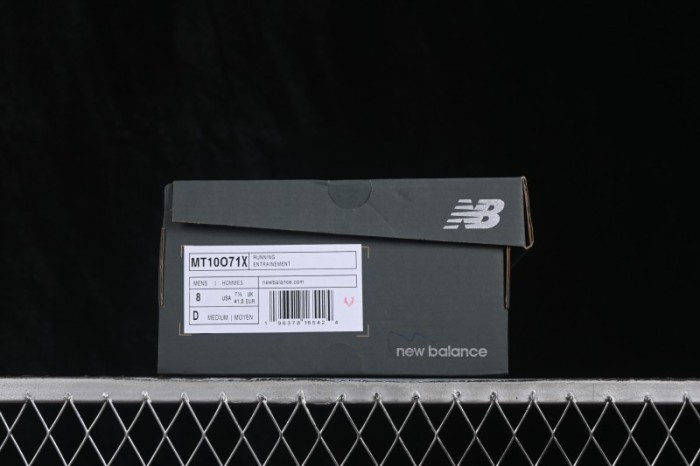 New Balance MT10 Minimalist Trail Running Shoes with Vibram Outsole - MT10O71X