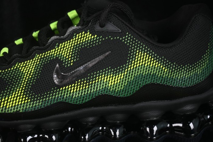 Nike Air Liquid Max Running Shoes with Air Cushioning - IQ7634-001