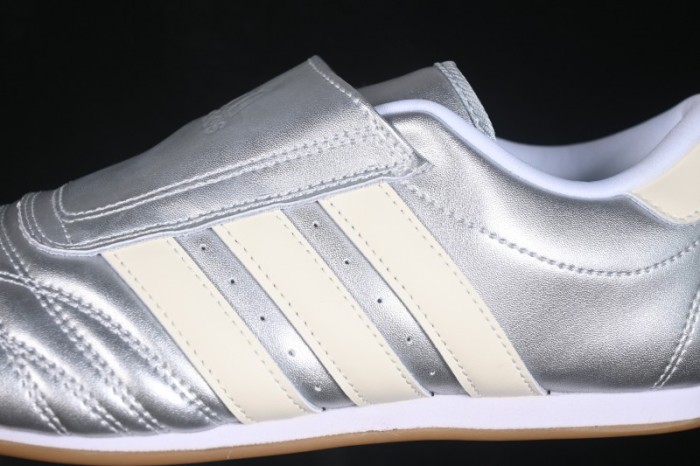 Adidas Originals Taekwondo Low-Top Training Shoes with Wraparound Fit and Non-Slip Sole - JS4023