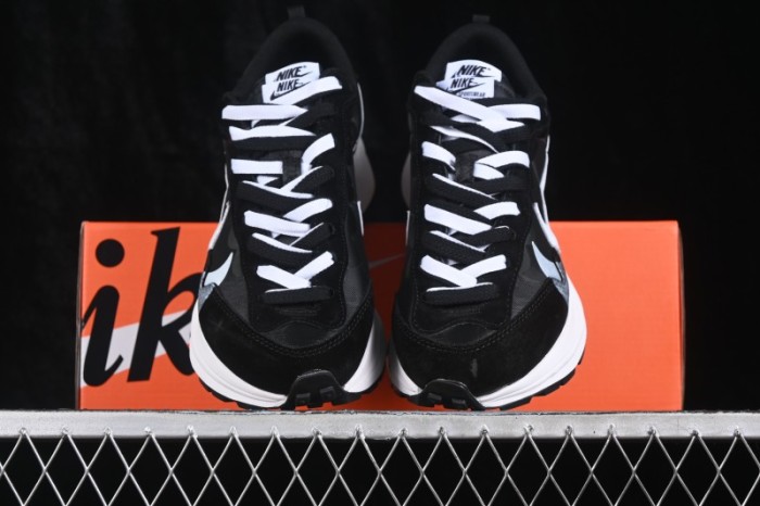 Nike VaporWaffle 3.0 Sneakers with Deconstructed Layered Design and Elevated Sole - DD1875-011