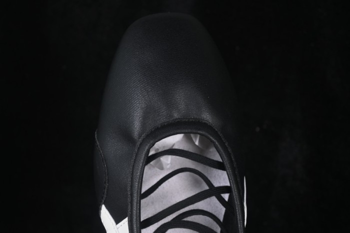 Onitsuka Tiger Gymnarina Ballet Mary Jane Shoes - 1182A704-001