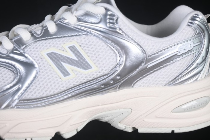 New Balance NB530 Retro Running Shoes for Everyday Wear - U5303IR