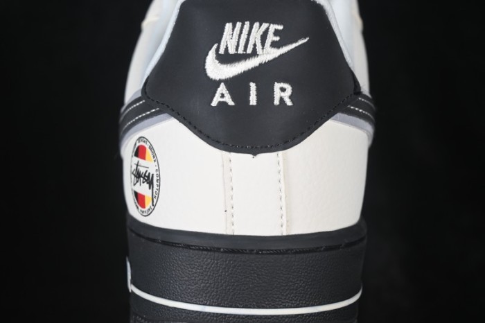 Nike Air Force 1 '07 Low Casual Sneakers - DD1982-374