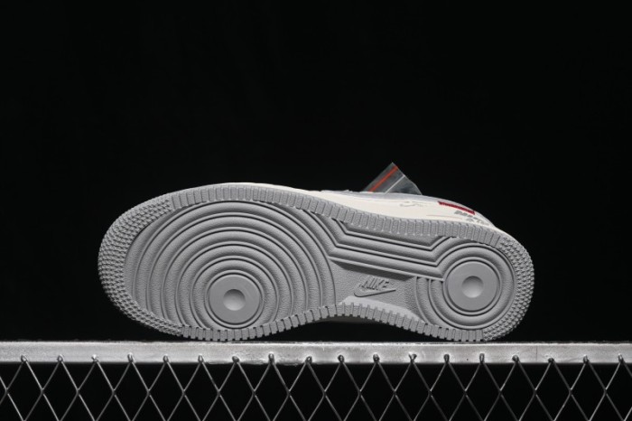 Nike Air Force 1 '07 Low Low-Top Casual Sneakers - DN9688-102