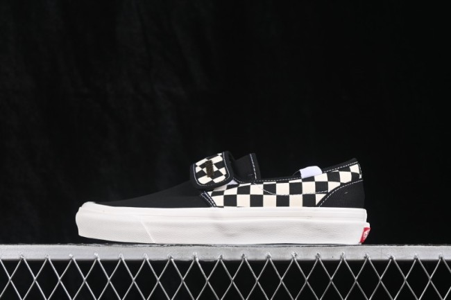 Vans Slip-On Classic Checkerboard Unisex Skate Shoes - VN0A3J9FPZT