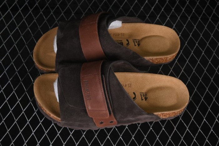 Birkenstock Suede Shearling-Lined Clog Mocha Brown - 1015572