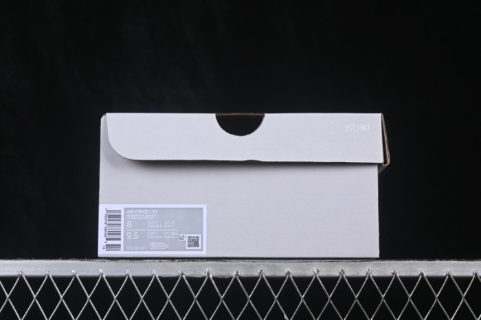 Nike Air Force 1 '07 Low Low-Top Casual Sneakers with Full-Length Air Cushion - IV5732-001
