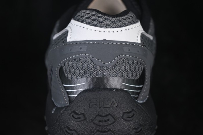 Fila Pebble Lightweight Breathable Low-Top German Trainer Running Shoes - F12W622114FBV