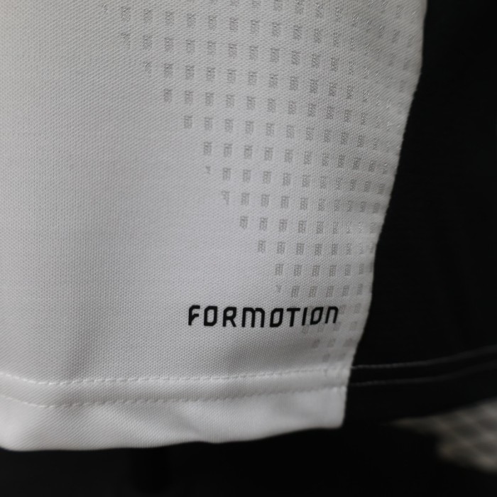 Player Version 26/27 Liverpool FC White  Long Sleeve Jersey
